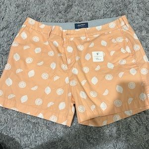 Old Navy women’s casual short, size 12